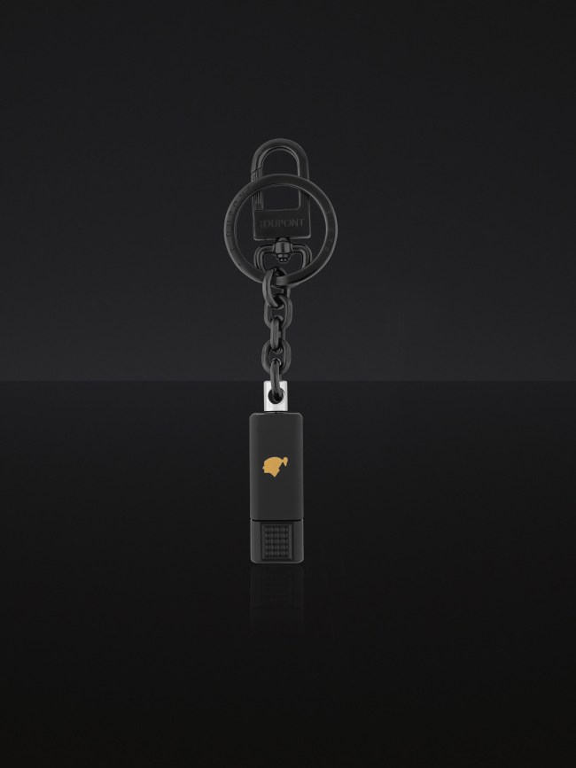 3203P.jpg Behike Çift Yumruk Puro Kesici